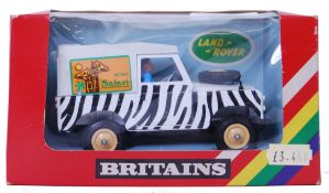 BRITAINS: An original vintage Britains diecast model 9594 Safari Land Rover.