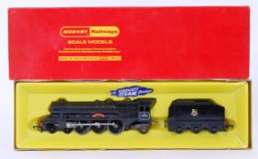 TRIANG HORNBY: An original vintage 00 gauge railway trainset Triang Hornby locomotive R050 Princess