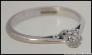 An 18ct white gold diamond ring having s