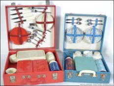 2 vintage 1960's vintage Brexton picnic hampers,
