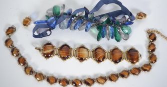 A small collection of costume jewellery to include a necklace,