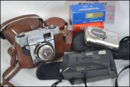 A small collection of vintage and contemporary cameras to include a Agfa Silette 1 35mm cased
