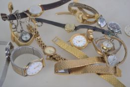A collection of ladies and gents wrist watches to include Gisa, Seiko, Majex, Tissot,