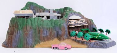 THUNDERBIRDS TRACY ISLAND