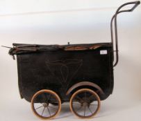 VICTORIAN DOLLS PRAM: