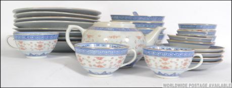 A 20th century Chinese blue and white pa