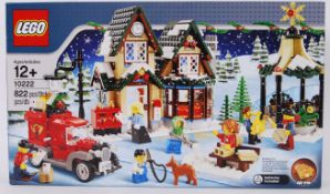 LEGO WINTER VILLAGE: An original Lego Winter Village ' Post Office ' 10222 set.