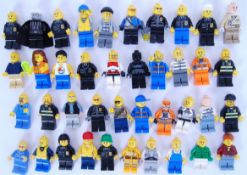 LEGO MINIFIGURES: A collection of 40x assorted Lego minifigures to include City, construction,