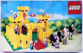 LEGO CASTLE: A rare vintage 1978 Lego Castle set (the first castle with Knights) set 375.
