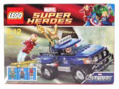 LEGO SUPER HEROES: Lego Marvel Super Heroes set 6867 Loki's Cosmic Cube Escape.