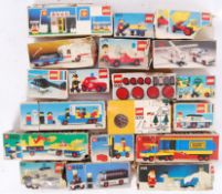 VINTAGE LEGO: A large collection of vintage / early minifigure Lego sets. All within original boxes.