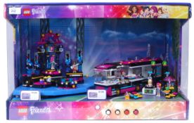 LEGO SHOP DISPLAY: An original Lego Shop Display cabinet,