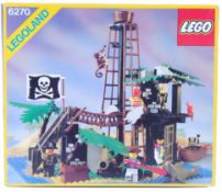 LEGOLAND: An original vintage Lego Legoland ' Forbidden Island ,' 6270 Pirates set.