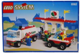 LEGO SYSTEM: An original vintage Lego System set No. 6562 ' Gas Shop Stop '.