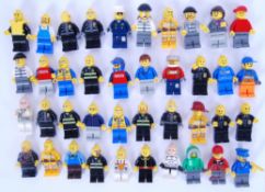 LEGO MINIFIGURES: A collection of 40x assorted Lego minifigures to include City, construction,
