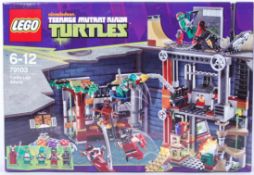 TEENAGE MUTANT NINJA TURTLES LEGO: A Nickelodeon Teenage Mutant Ninja Turtles Lego set 79103 Turtle