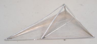 A signed 925 silver Modernist brooch. Signed Beverly Barkat 925. Tests silver. Weight 7.1g.