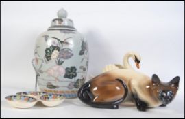 A collection of ceramics to include a Ro