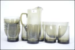 A good retro Scandinavian style lemonade