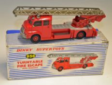 Dinky Super Toys Turntable Fire Escape Engine No.956 with windows, good example with a fair box