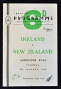 1954 Ireland vs New Zealand rugby programme played at Lansdowne Road New Zealand winning 14-3 very