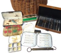 ACCESSORIES: Willow fly fishing creel, 12. 8