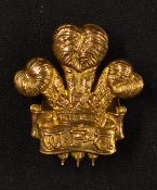 Fine Wales Football Association 9ct gold Prince of Wales Feather lapel badge - made by Fattorini