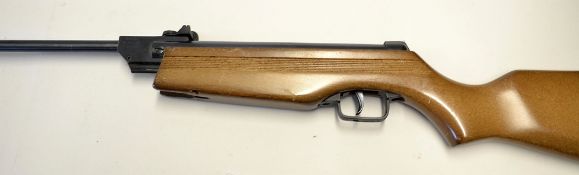 Gamo Cadet .177 air rifle - serial no 1261253 - some minor marks to the stock - overall length 37