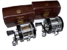 REELS: (2) Pair of fine Abu Sweden Ambassadeur 5000 C multiplier reels, 4 screw ribbed black end