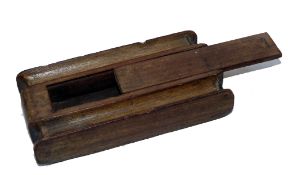 ACCESSORY: Fine early Victorian one piece wood carved line/float winder, 5.25