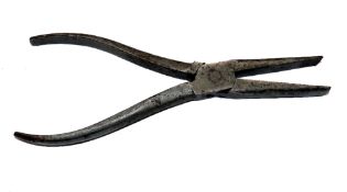ACCESSORY: Rare set of Hardy big game pliers 8.5