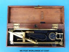 A Dolland of London cameral lucida  in mahogany case