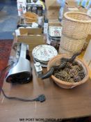 A complete table top of decorative ceramics,