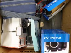 Cameras and accessories including Canon Eos 40D, Dynax 7D,