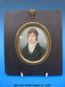 A Regency portrait miniature on ivory of a gentleman (8.5cm x 6.