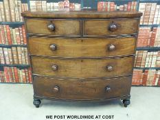 A 19thC mahogany bow fronted chest of drawers (W121 x D58 x H118cm)