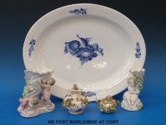 Coalbrookdale & Spode floral encrusted pots,