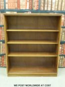 A mahogany bookcase with adjustable shelves (W104 x D32 x H124cm)