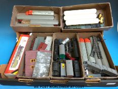 A collection of Hornby and Tri-ang 00 gauge locomotives, carriages and accessories,
