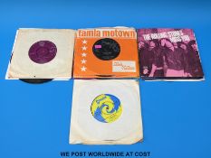 Nine boxes containing approximately 850x 7” singles,