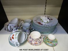 A collection of ceramics to include Royal Worcester Evesham Vale plates,
