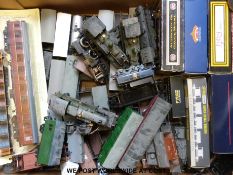 Over 50 Hornby, Bachmann, Wrenn, Dapol and other 00 gauge locomotives, wagons and vans,