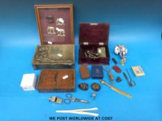 A quantity of collectables to include Swan pen with mounts marked 18k,
