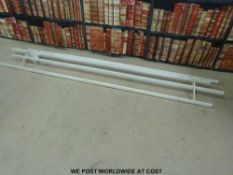 Indoor laundry rack with pulleys