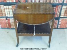 An oak tea trolley (L61cm)