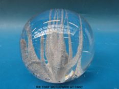 Large Kosta Boda paperweight by Per Lindstrand 96099 (signed)