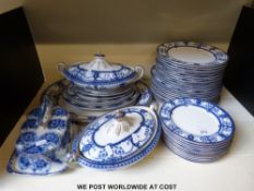 A quantity of early 20thC blue and white dinner ware