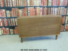 A 19thC mahogany drop leaf table (L115 max W148)