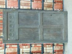 An antique oak carved and panelled door / piece of panelling (84 x 168cm)