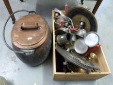 Collection of brass and copper ware including a lidded copper bucket,